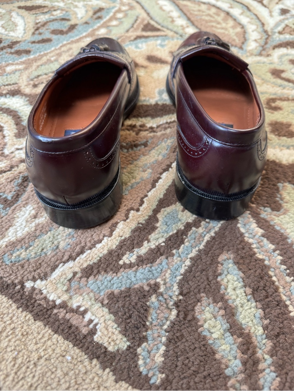 Bostonian Men's Burgundy Kiltie Tassel Loafers - Picture 2 of 5